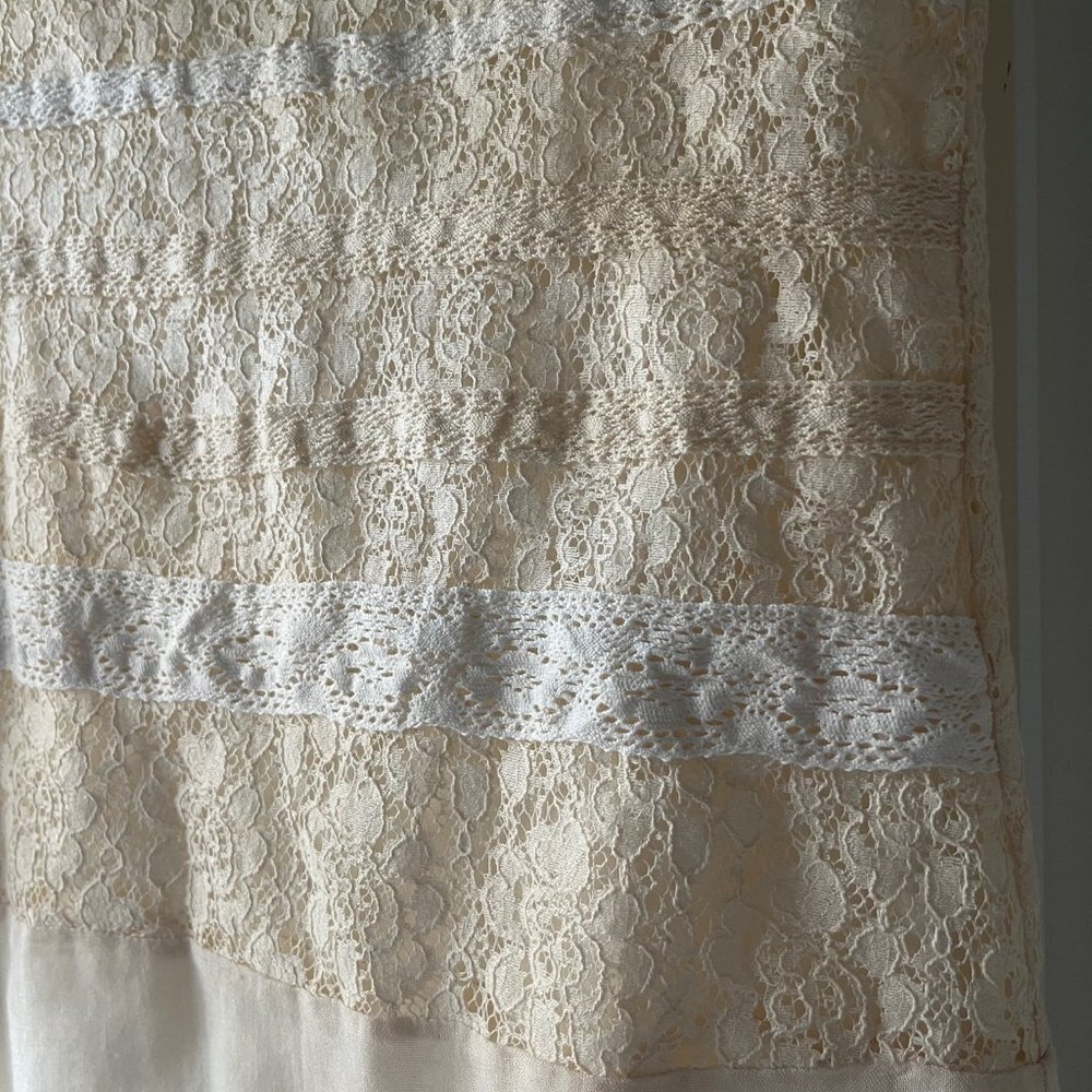 EUC Anthropologie Meadow & Rue Cream Lace, Short Sleeve, Dress XS - Picture 4 of 6